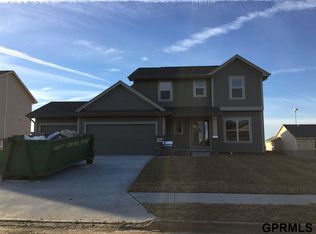 4507 Sheridan Rd, Bellevue, NE 68123