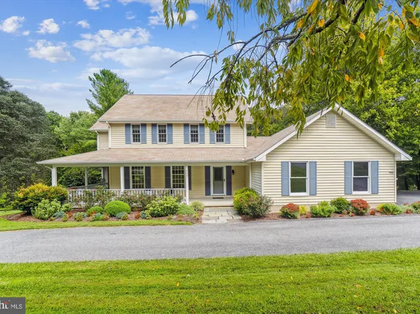 4431 Indigo Ln, Harwood, MD 20776