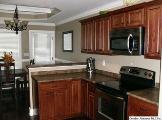 8 Spring Ct, Clanton, AL 35045