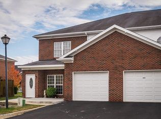 339 S Dorsey Ln, Blue Ridge Manor, KY 40223