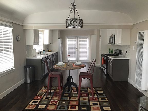 3rd image of 2635 Daisy Ave