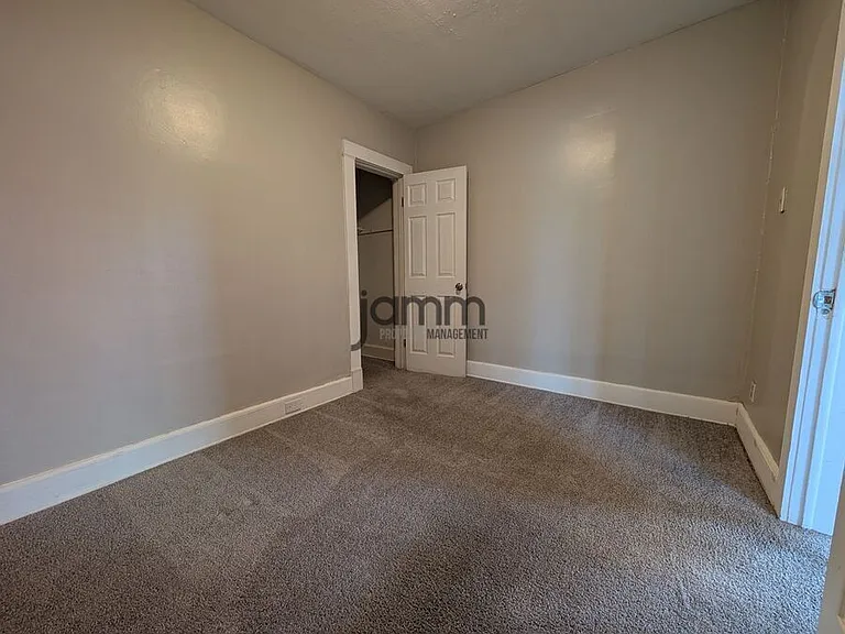 1476 W 107th St #1476 W 107TH UPPER — Photo 10