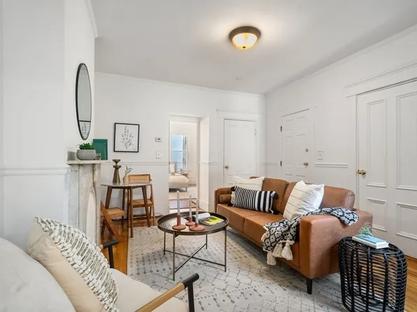 110 Elm St #1, Charlestown, MA 02129