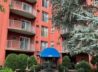 115 W Squantum St APT 613, Quincy, MA 02171