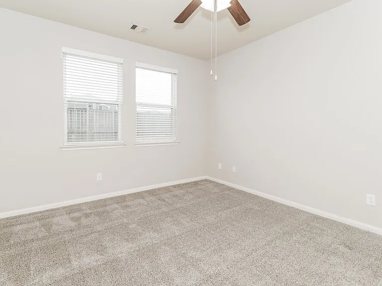 9446 Green Mills Dr — Photo 12