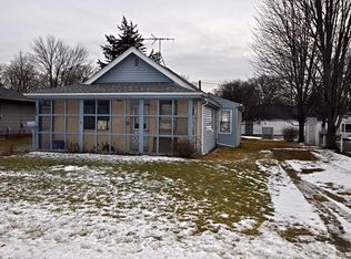 2305 McKinley St, Perry, IA 50220