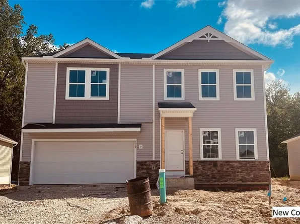 128 Willow Way, Elyria, OH 44035