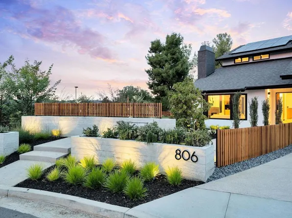 806 Needlerock Pl, Escondido, CA 92025