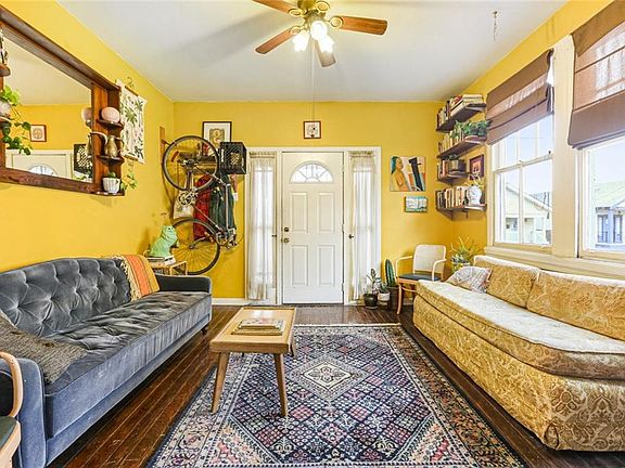 4th image of 1623-25 Desire St