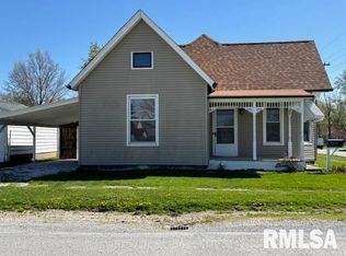 412 Pine St, Greenfield, IL 62044
