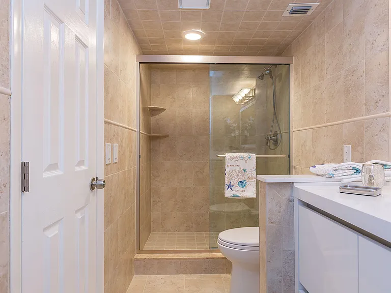 2455 Lindell Blvd #3304 — Photo 16