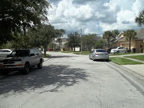 4th image of 616 Lake Biscayne Way