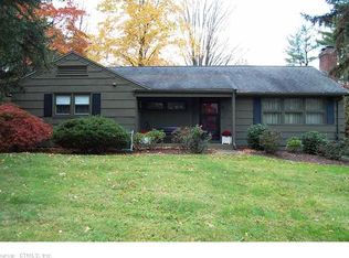 5 Sharon Rd, Bloomfield, CT 06002