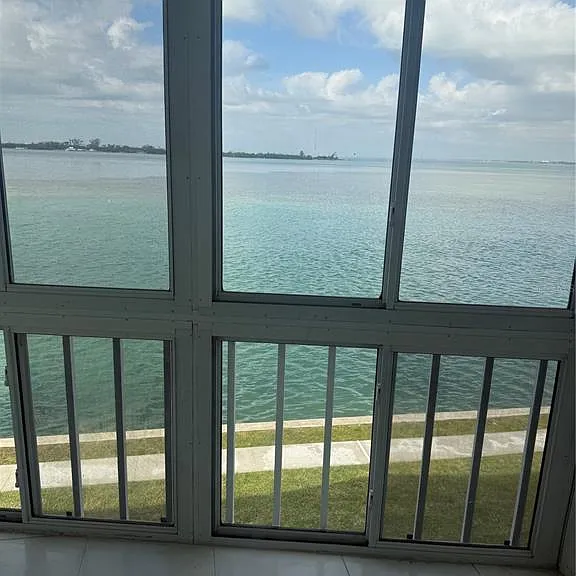 775 John Ringling Blvd #33 — Photo 31