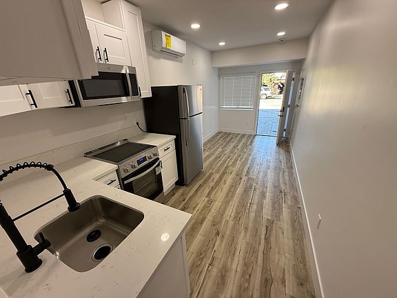 2nd image of 2120 Mission Ave Studio 18