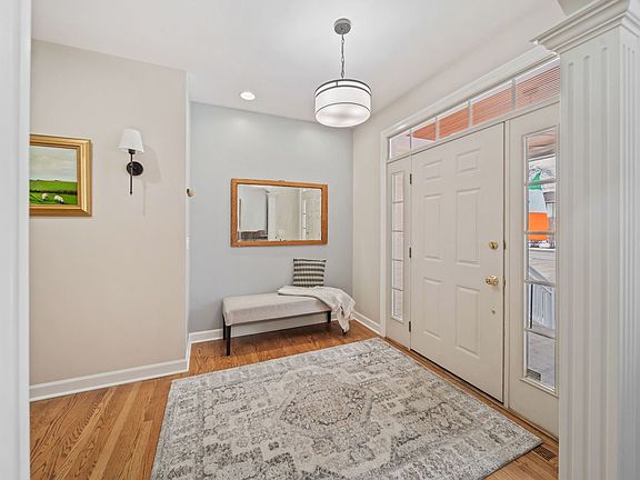 3rd image of 366 W Eggleston Ave