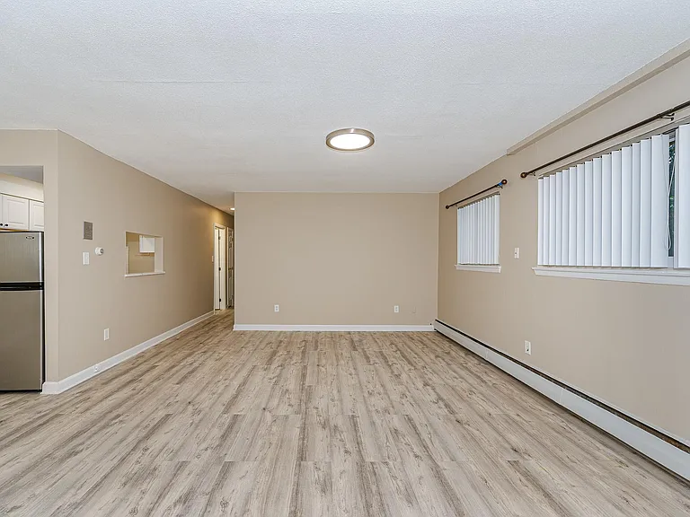 11 Crescent Dr #2 — Photo 19