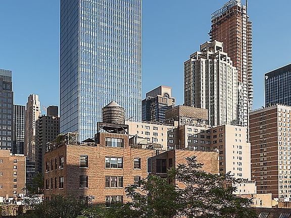 3rd image of 330 W 56th St APT 4N