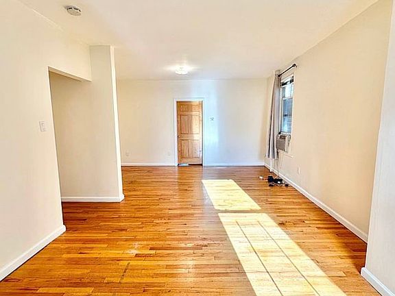 5th image of 31-47 42nd St #1