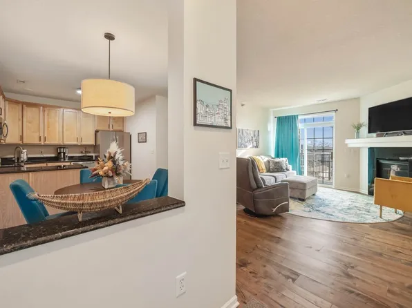 3031 Grand Ave APT 209, Des Moines, IA 50312