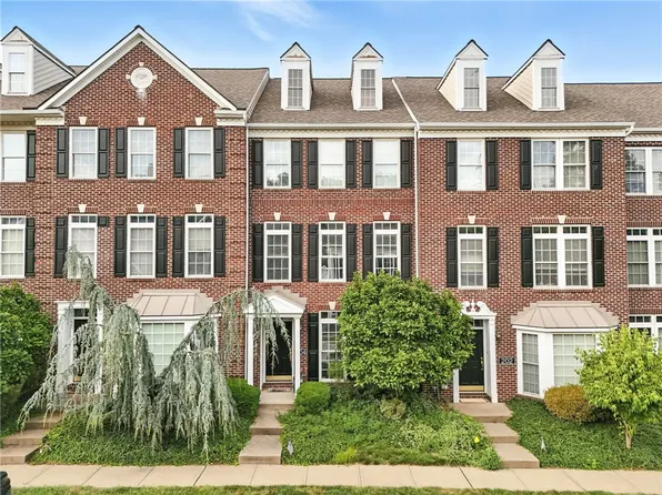 204 Park Square Ln #O, Pittsburgh, PA 15238