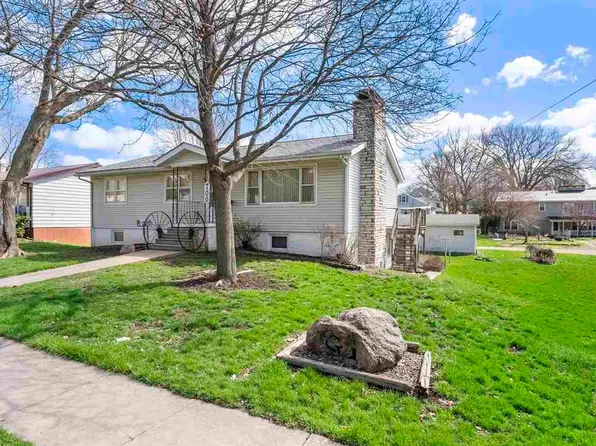 700 S Avenue C #&-704, Washington, IA 52353