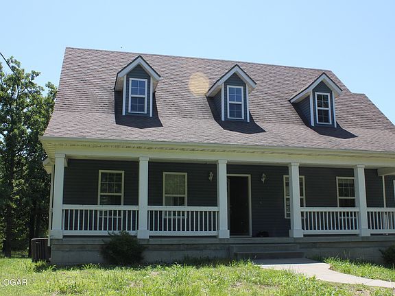 3rd image of 1601 Outer Rd