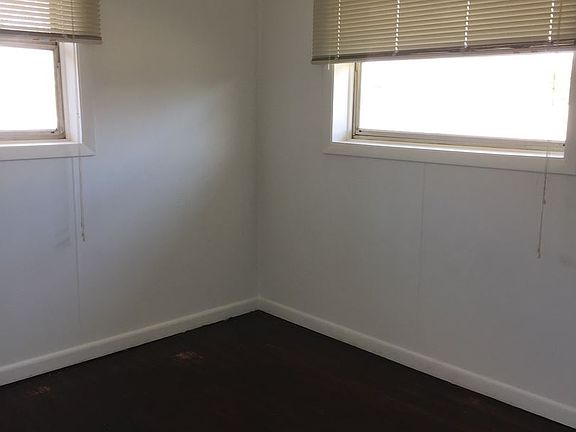 5th image of 928 Whitestone Dr APT 1