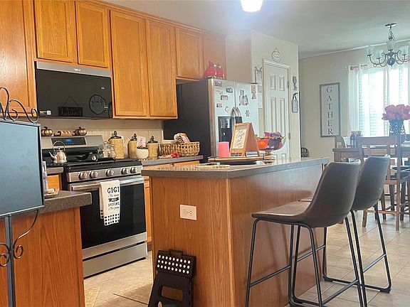 4th image of 21503 Falvel Sunrise Ct