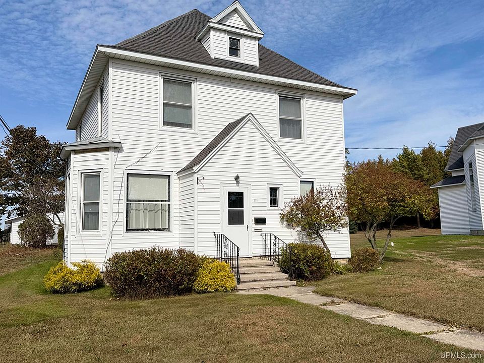 1st image of 310 Main St