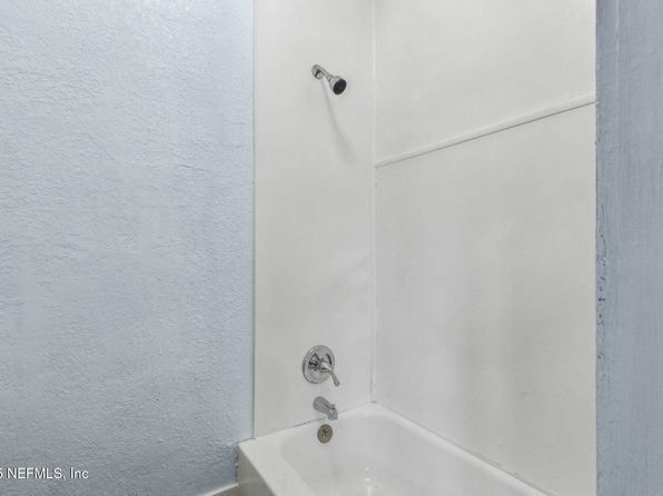 jacksonville-florida-154611322 picture