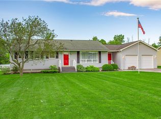 5405 Murphy Rd, Lockport, NY 14094