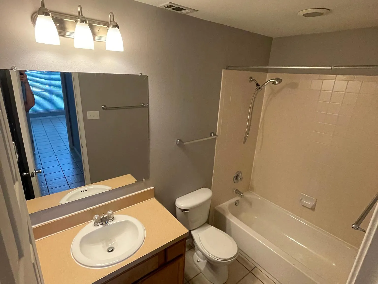 1710 Tina Marie Rd — Photo 4