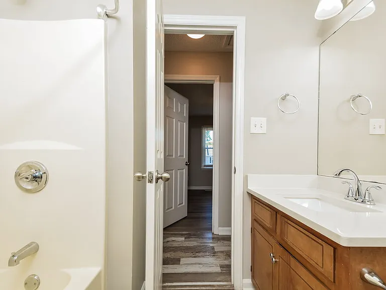 808 Hepplewhite Ct — Photo 14
