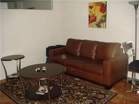 Rented by Luxury Property Group | media 39