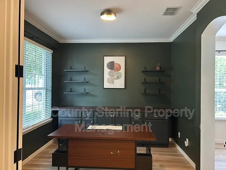 184 Birchmont Dr — Photo 4