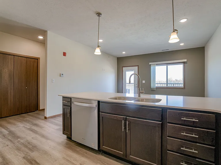 Wilderness Hills South Apartments — Photo 9