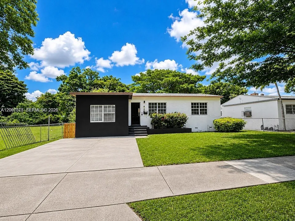 1035 NW 50th St