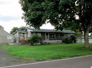 1112 S Nebergall Loop NE, Albany, OR 97321