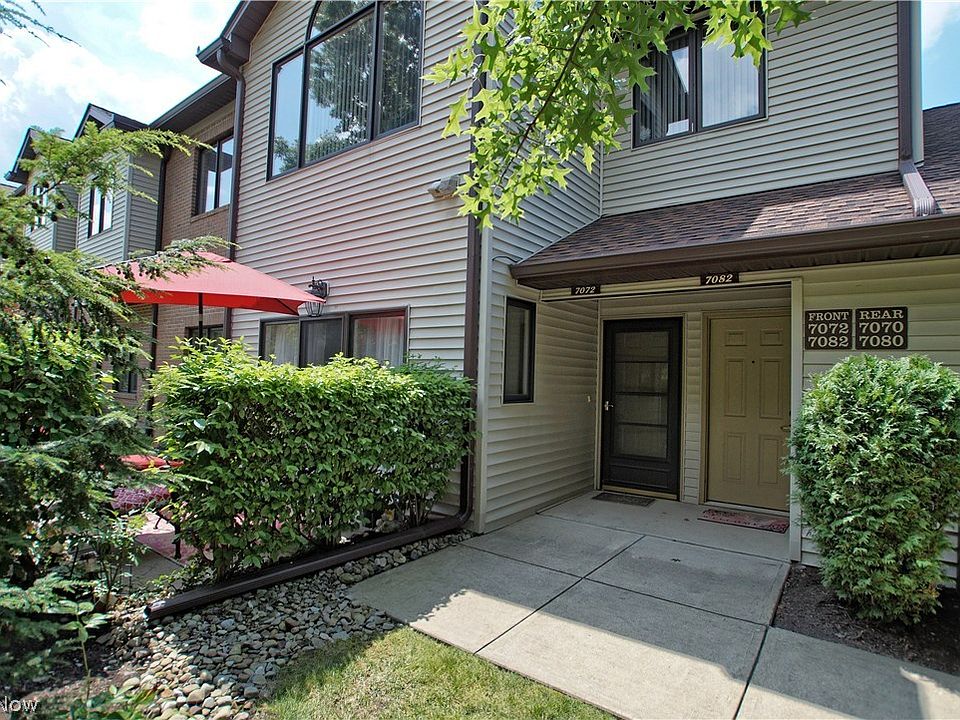 1st image of 7072 Village Dr