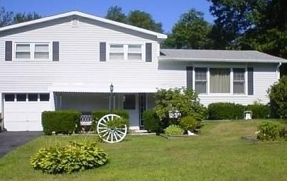 1st image of 333 Lake Vue Dr
