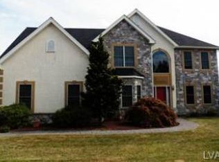 6670 Overlook Rd, Orefield, PA 18069