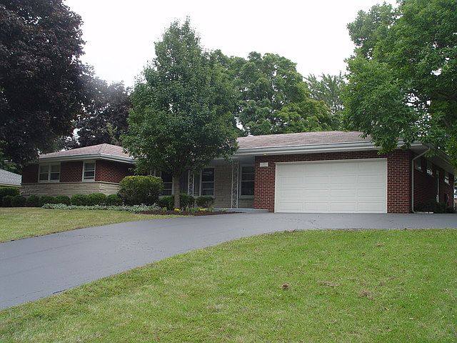 1st image of 339 S Circle Dr