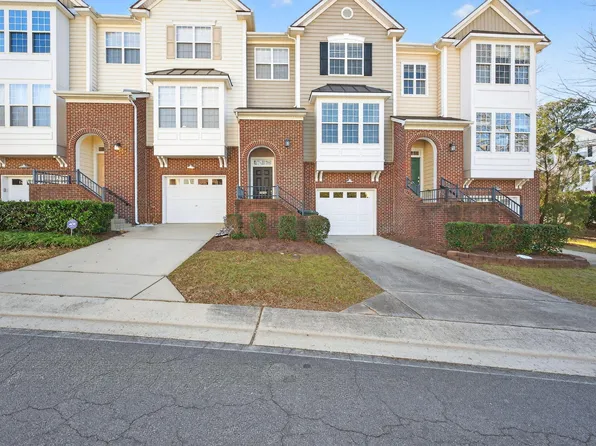 4545 Pale Moss Dr, Raleigh, NC 27606