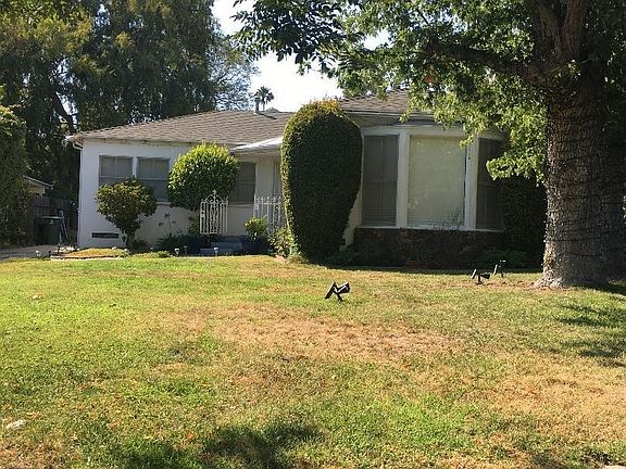 2nd image of 927 E Cedar Ave