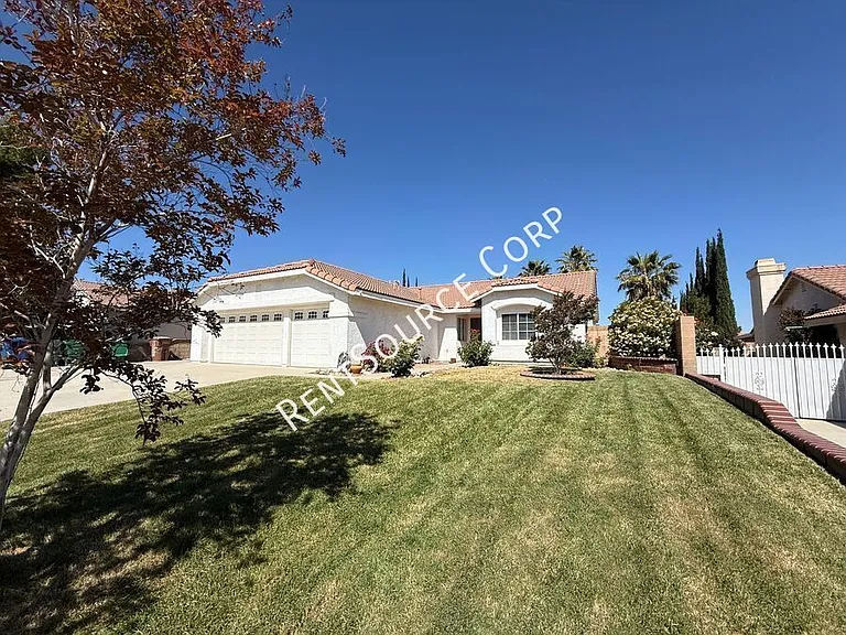 40333 Argyle Ln — Photo 2