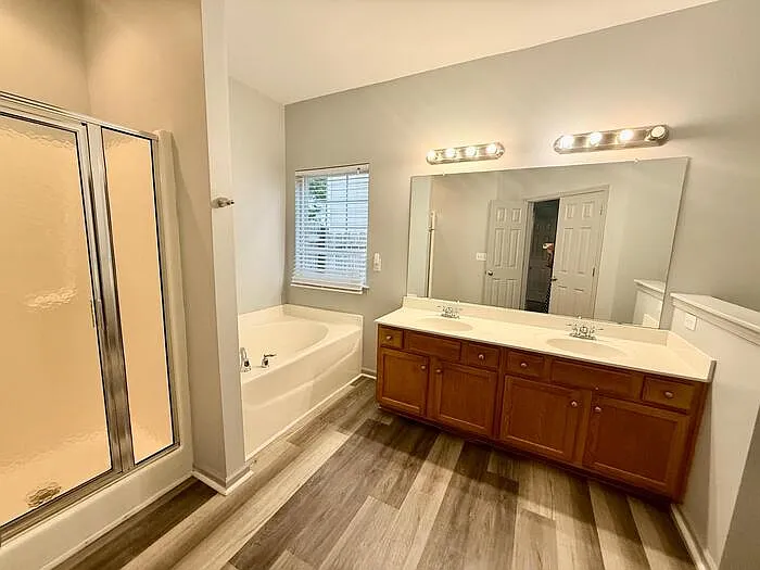 13141 Wilburn Park Ln — Photo 22