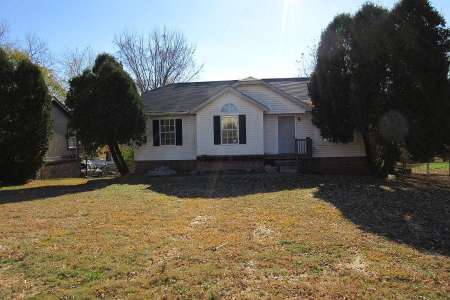 1st image of 208 Al Oerter Dr