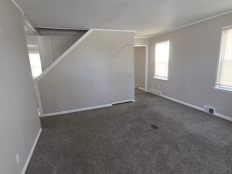 15195 Aubrey — Photo 4