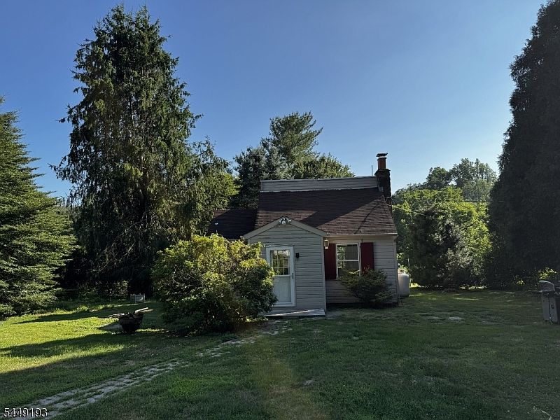 1st image of 175 Cherry Ln #C